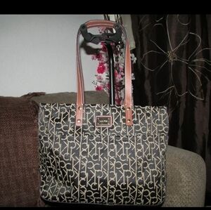 Pre-owned, Great Conditon. Calvin Klein Tote Bag.